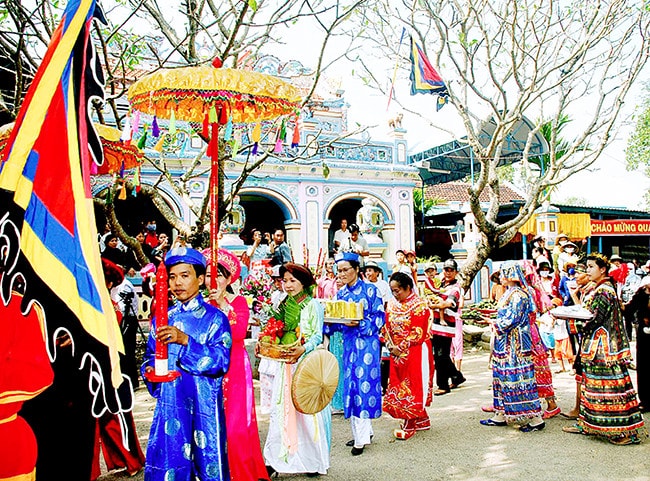 Lễ hội Chùa Bà - Cảng thị Nước Mặn đón bằng di sản văn hóa phi vật thể quốc gia -0