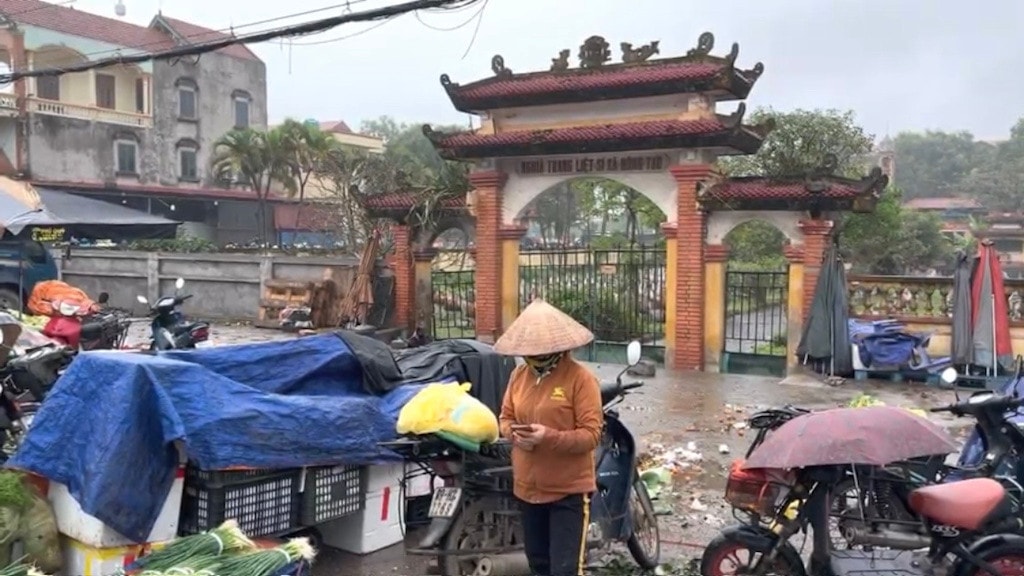 “Điểm đen” mất an ninh trật tự, an toàn giao thông và ô nhiễm môi trường tại chợ đầu mối Đông Tảo