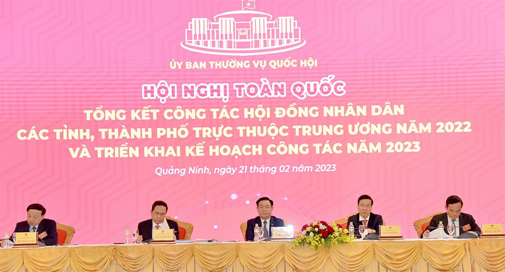 Chủ tịch Quốc hội Vương Đình Huệ và Thường trực Ban Bí thư Võ Văn Thưởng dự Hội nghị toàn quốc tổng kết công tác Hội đồng Nhân dân