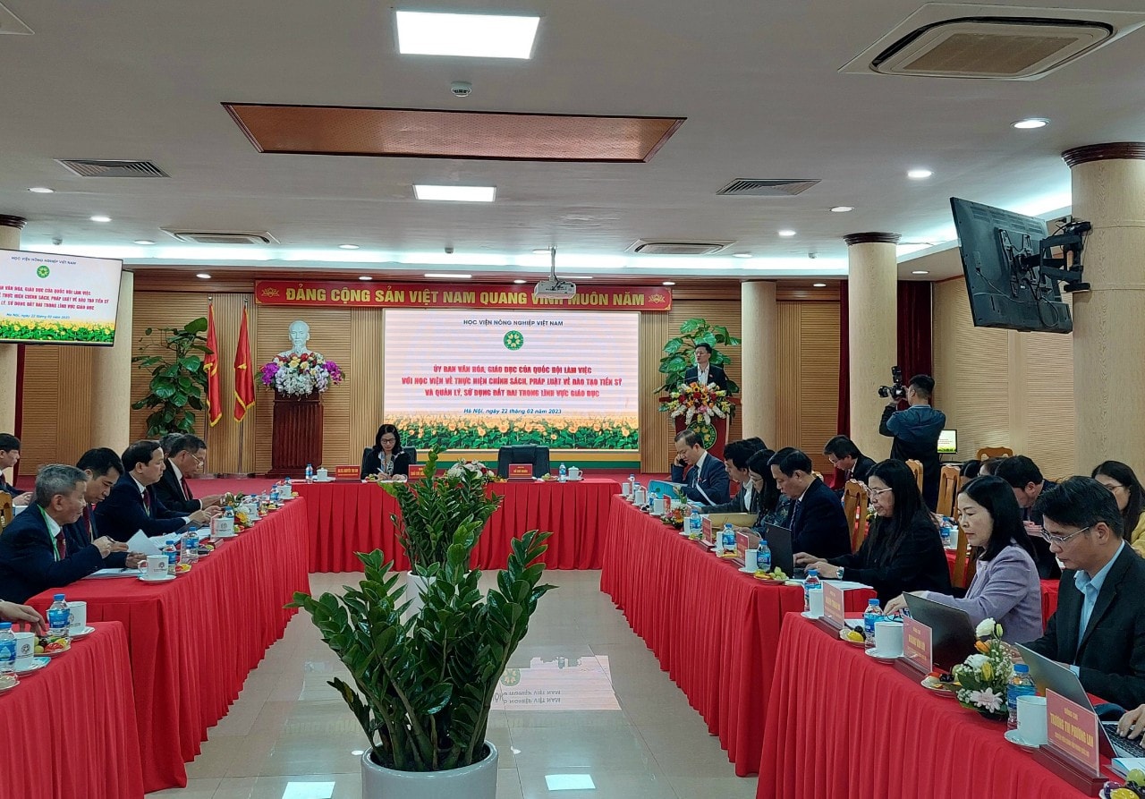 z4129376327420_2dd4d137cb564b943a01c4a3d86f3180.jpg -0