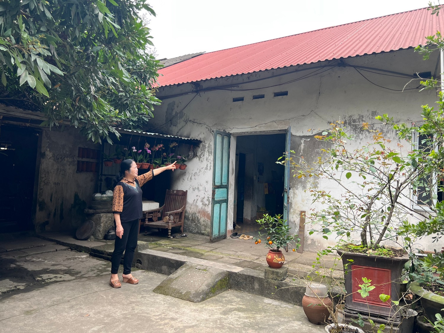 Giao dịch mua bán đất đã hoàn thành, chính quyền cần hỗ trợ người dân hoàn thiện thủ tục - 0