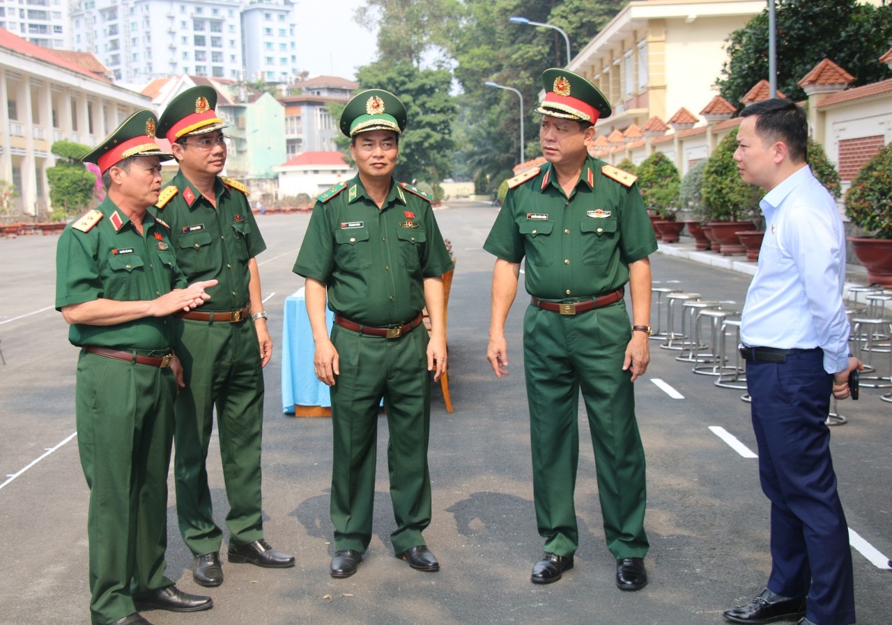 Đoàn công tác của Ủy ban Quốc phòng và An ninh khảo sát một số công trình quốc phòng và khu quân sự tại Quân khu 7 Ủy ban Quốc phòng và An ninh khảo sát tại Quân khu 7 -0