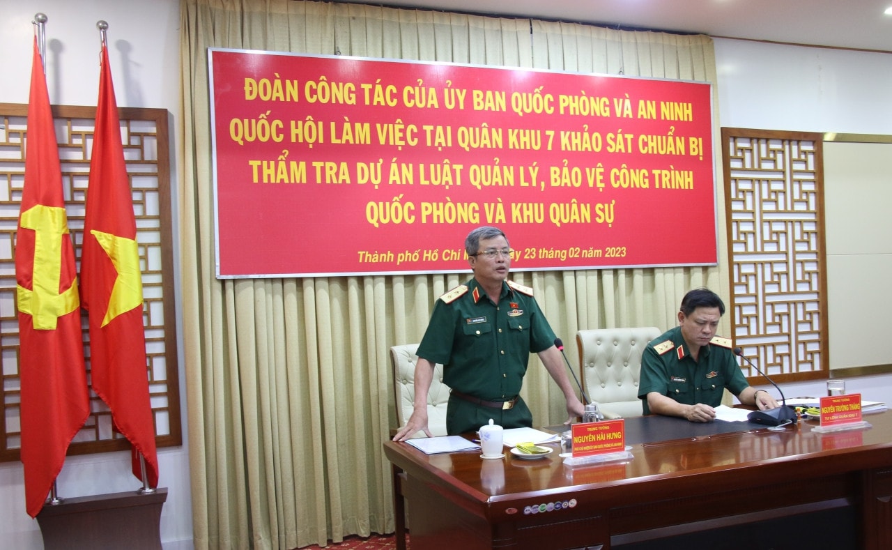 Phó Chủ nhiệm Ủy ban Quốc phòng và An ninh Nguyễn Hải Hưng phát biểu tại buổi làm việc Ủy ban Quốc phòng và An ninh khảo sát tại Quân khu 7 -0
