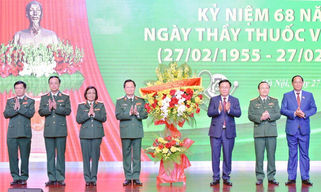 Chủ tịch Quốc hội Vương Đình Huệ: Luôn khát khao cống hiến, hoàn thành xuất sắc trọng trách 