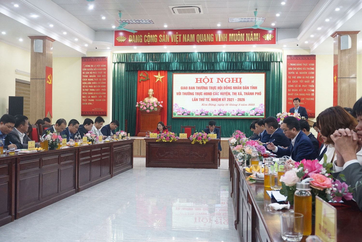 Toàn cảnh Hội nghị Phát huy vai trò cầu nối và nâng cao chất lượng giám sát của HĐND -2