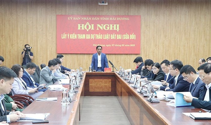 UBND tỉnh Hải Dương tổ chức hội nghị lấy ý kiến tham gia dự thảo Luật Đất đai sửa đổi - ẢNH PHAN ANH