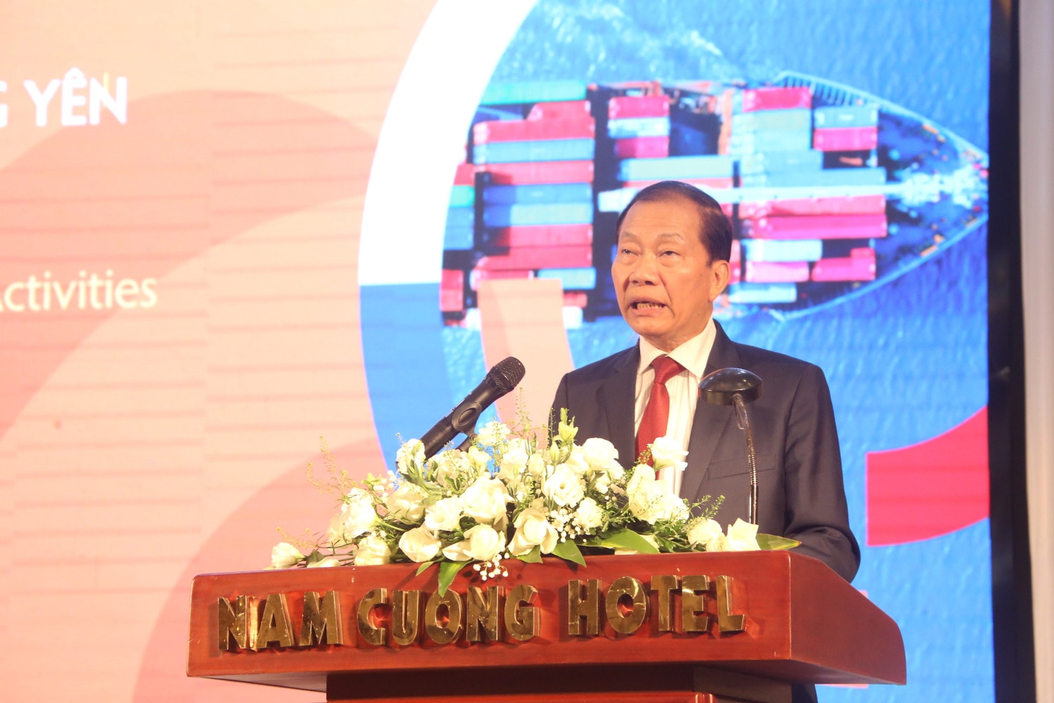 Giảm thiểu thủ tục hành chính xuất nhập khẩu ảnh 1 img_2483.jpg -0