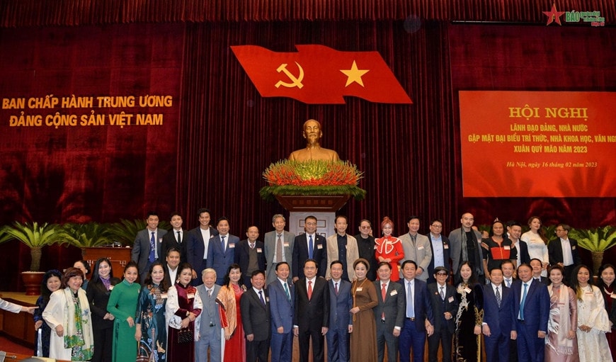 Bám sát 6 nhiệm vụ trọng tâm của văn học nghệ thuật Việt Nam -0