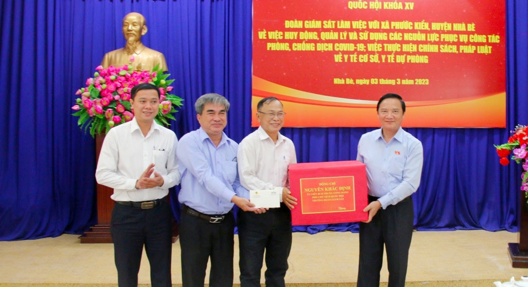 Phó Chủ tịch Quốc hội Nguyễn Khắc Định chủ trì làm việc với UBND huyện Nhà Bè, TP. Hồ Chí Minh -0