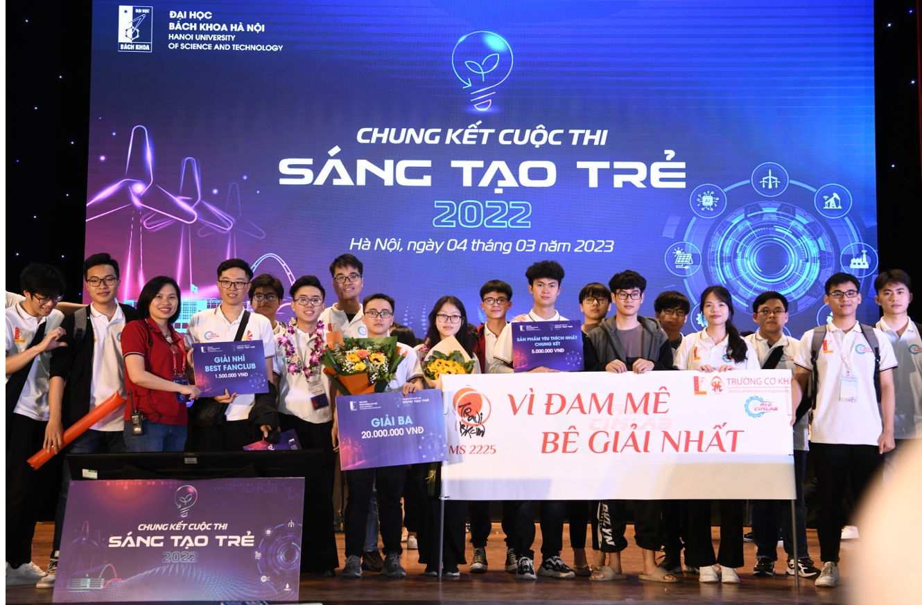 Nhóm sinh viên sáng tạo “Tàu USV tự hành thông minh” giành giải Nhất Sáng tạo trẻ 2022 -0