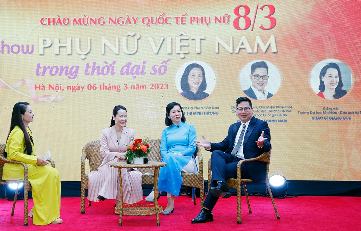 Với góc nhìn của một cánh mày râu, với PGS.TS Nguyễn Thành Nam người phụ nữ trong thời đại mới cần có những yếu tố gì? 