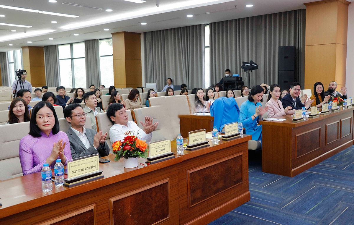 Tổng Biên tập Báo Đại biểu Nhân dân Phạm Thị Thanh Huyền: Người phụ nữ ở phương diện nào cũng hiện lên một cách đẹp đẽ, tỏa sáng