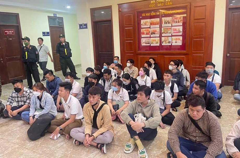 Xác định nhóm đối tượng đòi nợ thuê cho ngân hàng SHB, OCB và Mirae Asset để hưởng lợi -0