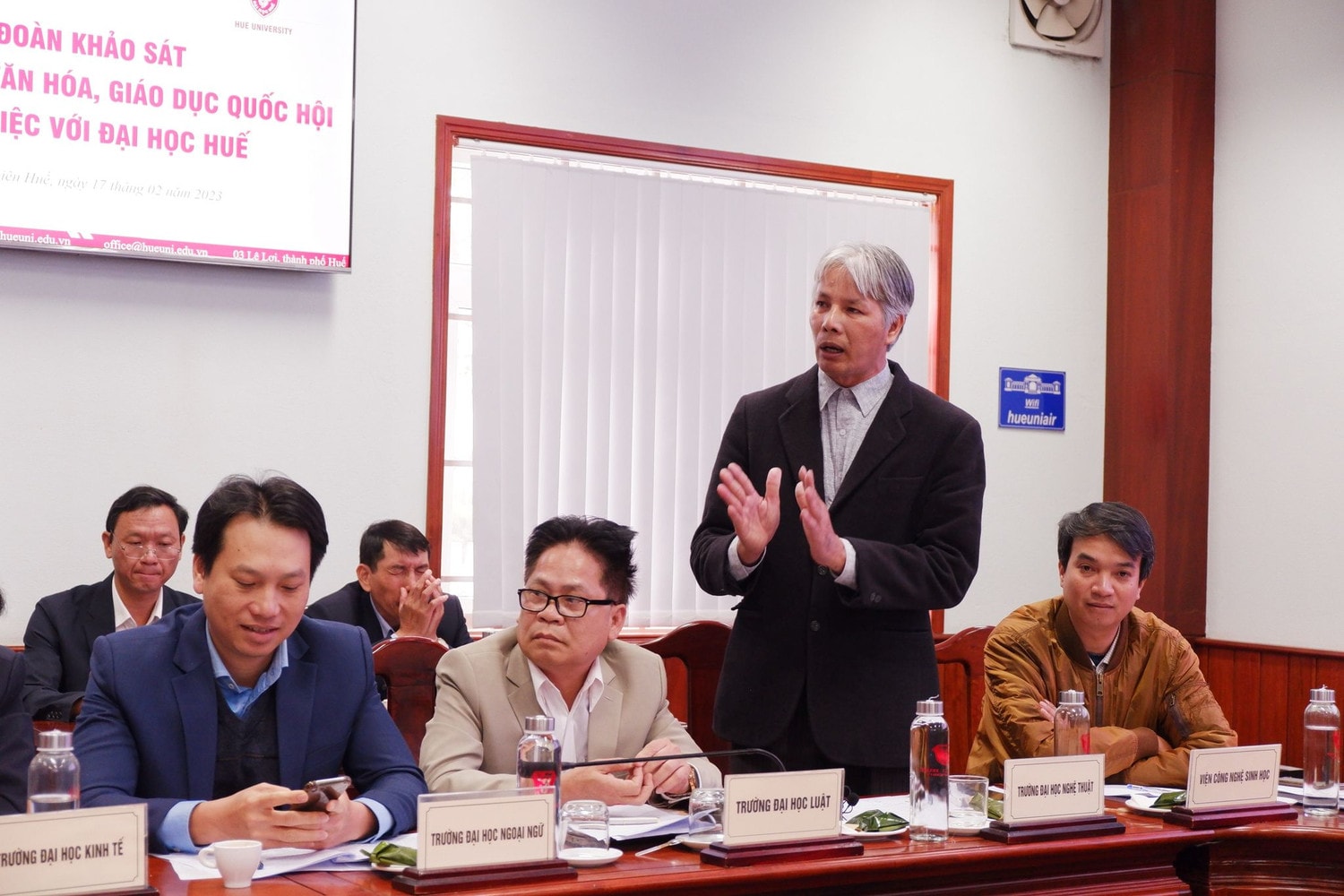 Đề xuất nghệ sĩ ưu tú, nghệ sĩ nhân dân tương đương học vị thạc sĩ, tiến sĩ, vì sao? -0