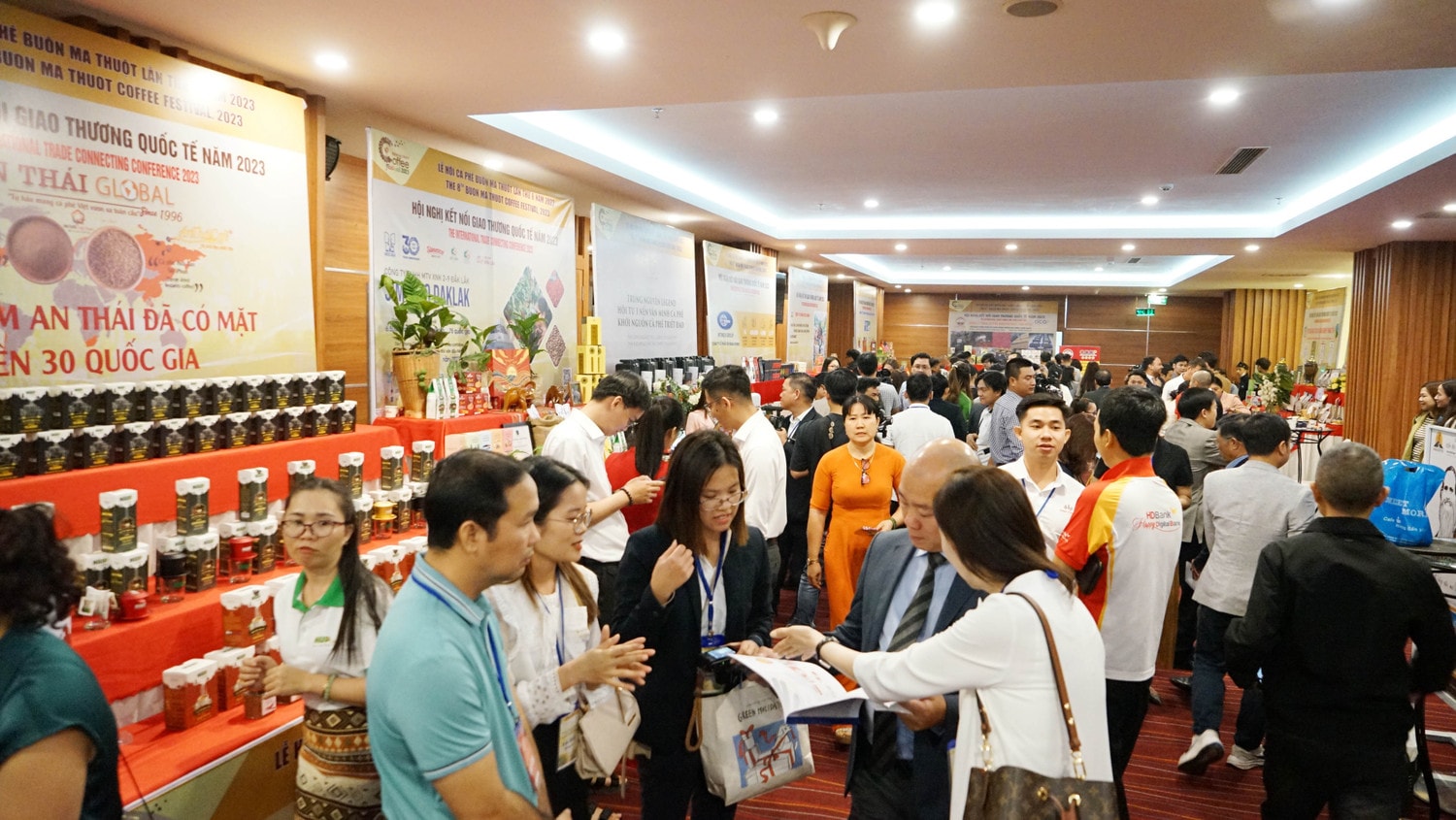 Các đối tác chiến lược xây dựng, phát triển thương hiệu cà phê Đắk Lắk – Việt Nam. Hội nghị kết nối giao thương Quốc tế tại Đắk Lắk -0