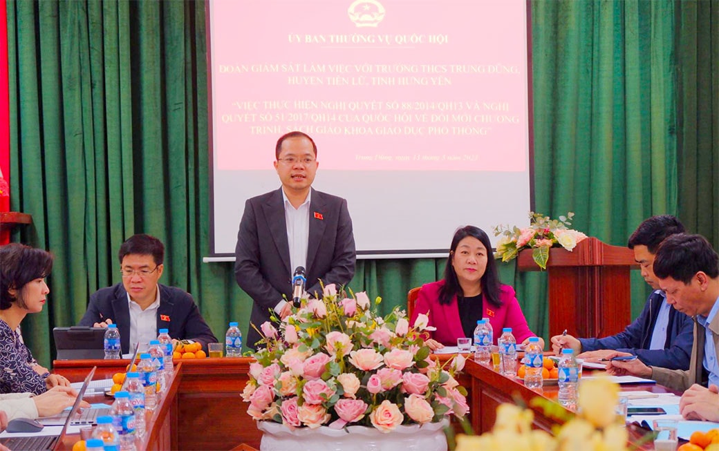 Thiếu giáo viên cơ hữu, bị động trong phân công chuyên môn -0