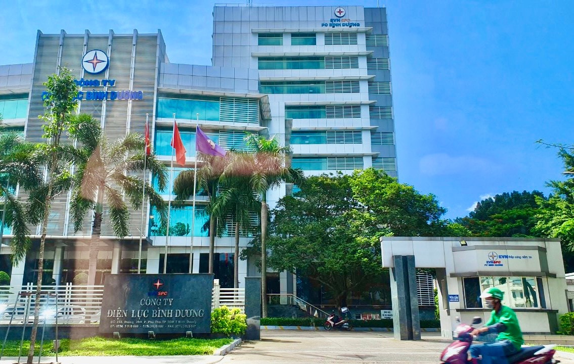 Công ty Điện lực Bình Dương mua sắm nhiều thiết bị với giá cao bất thường