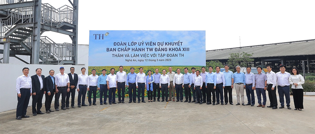 Tập đoàn TH vững bước trên “con đường xanh” -2
