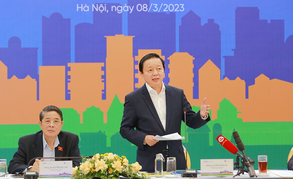Bài 3: Nhiều thách thức đặt ra -0