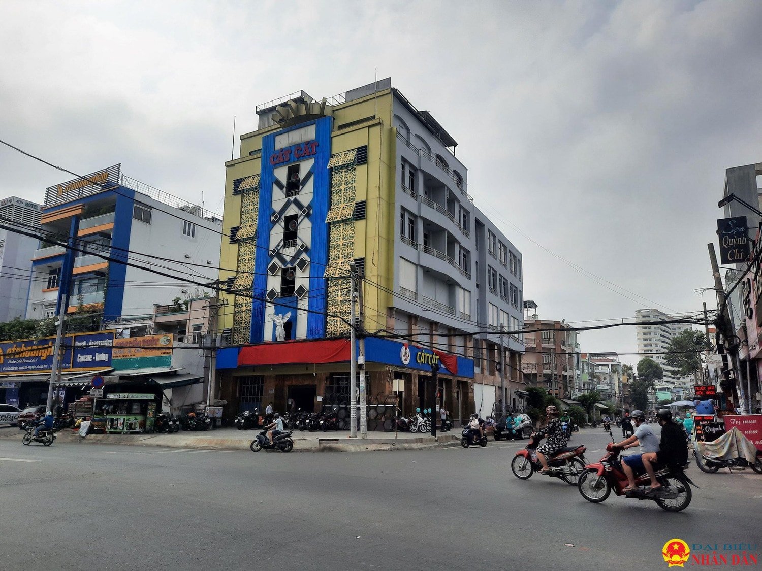 Nhà hàng karaoke nào đã vi phạm nghiêm trọng quy định phòng cháy chữa cháy, buộc phải dừng hoạt động? -0