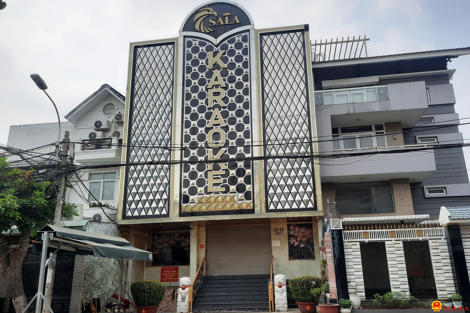 Nhà hàng karaoke nào đã vi phạm nghiêm trọng quy định phòng cháy chữa cháy, buộc phải dừng hoạt động? -0