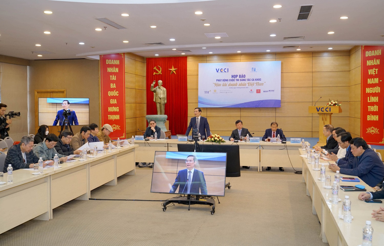 Phát động Cuộc thi sáng tác ca khúc “Hào khí doanh nhân Việt Nam” -0