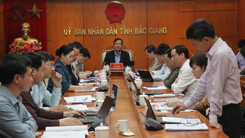 Bắc Giang: Xác định rõ nguyên nhân, lý do các địa phương không xây dựng được lò đốt rác hoặc làm rồi nhưng không đủ điều kiện -0