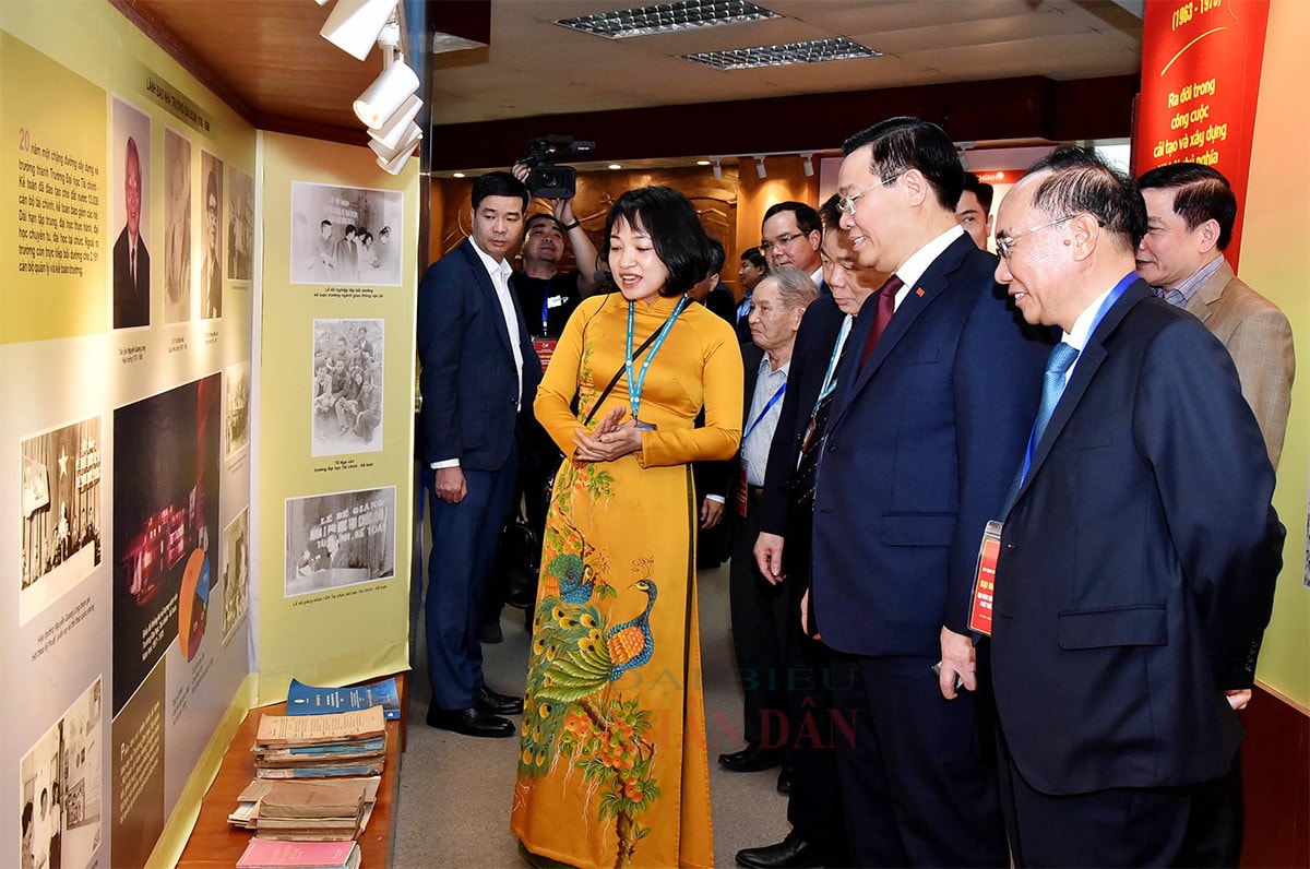 Chủ tịch Quốc hội Vương Đình Huệ: Phải có tư duy mới, tận dụng công nghệ để phát triển ảnh 16