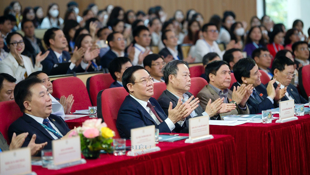 Chủ tịch Quốc hội Vương Đình Huệ: Phải có tư duy mới, tận dụng công nghệ để phát triển ảnh 3