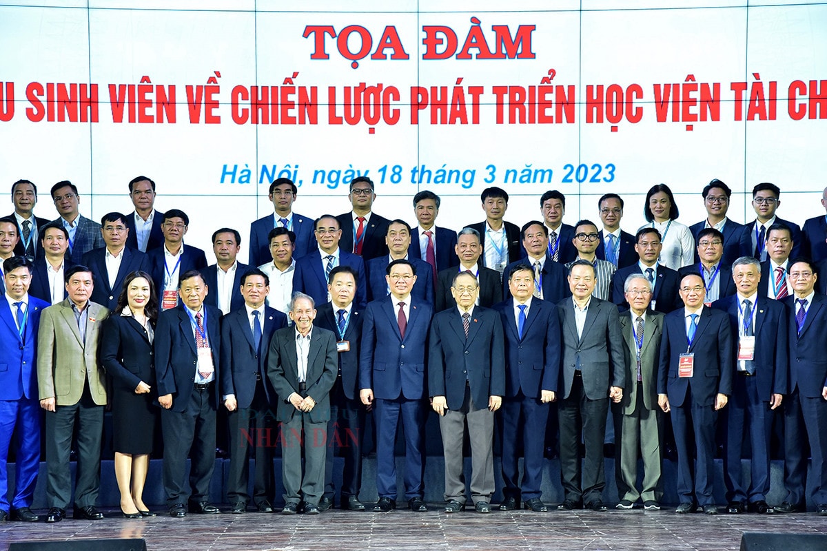Chủ tịch Quốc hội Vương Đình Huệ: Phải có tư duy mới, tận dụng công nghệ để phát triển ảnh 9