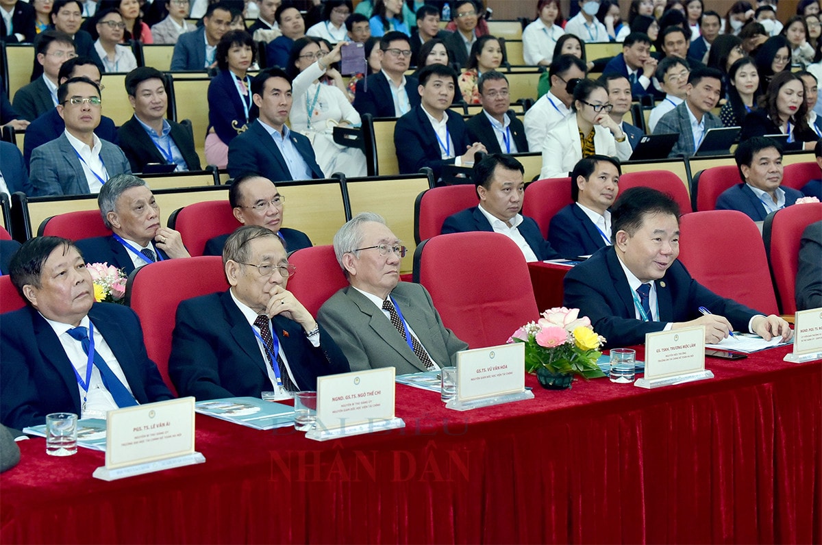 Chủ tịch Quốc hội Vương Đình Huệ: Phải có tư duy mới, tận dụng công nghệ để phát triển -0