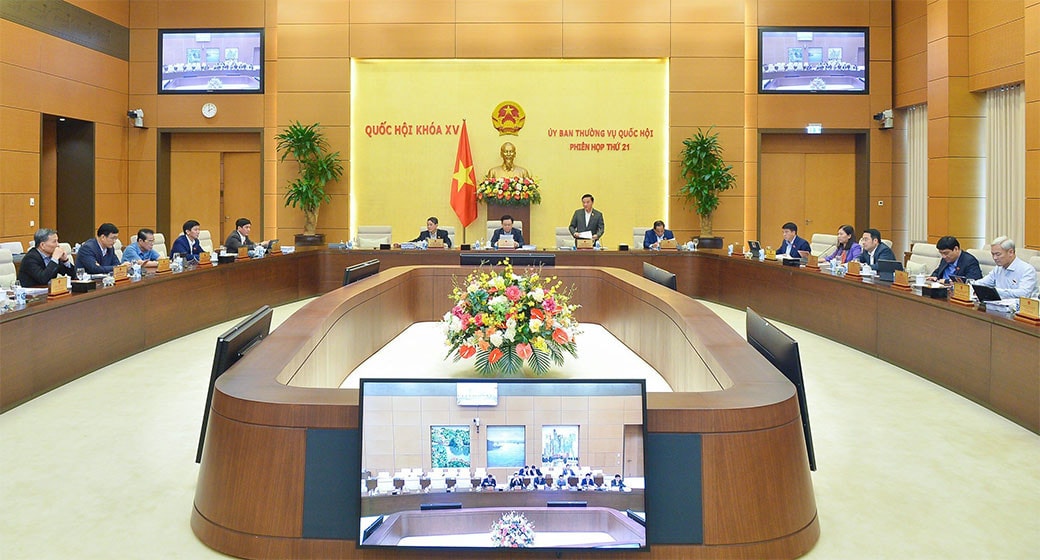 Hôm nay, Ủy ban Thường vụ Quốc hội chất vấn các nhóm vấn đề thuộc lĩnh vực tòa án, kiểm sát -0
