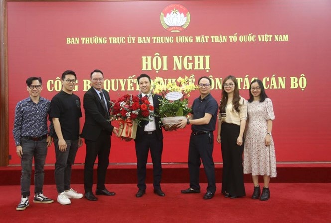 Bổ nhiệm ông Nguyễn Văn Dũng làm Phó Tổng Biên tập Tạp chí Mặt trận -0