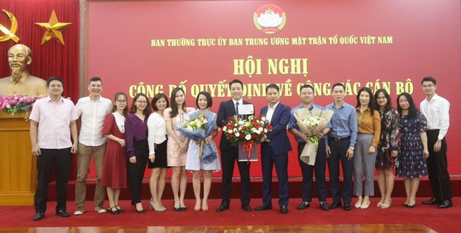 Bổ nhiệm ông Nguyễn Văn Dũng làm Phó Tổng Biên tập Tạp chí Mặt trận -0