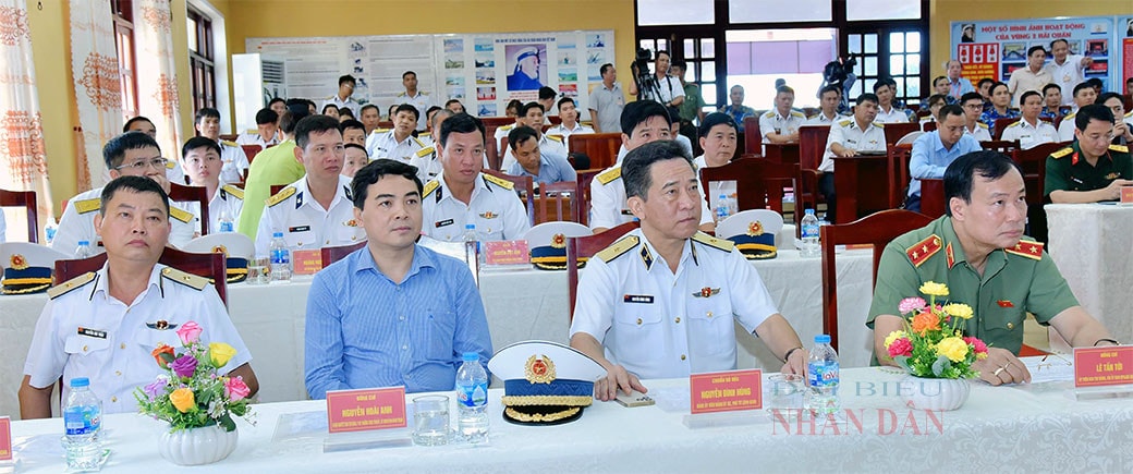Chủ tịch Quốc hội Vương Đình Huệ: Giữ vững môi trường hòa bình để phát triển -0