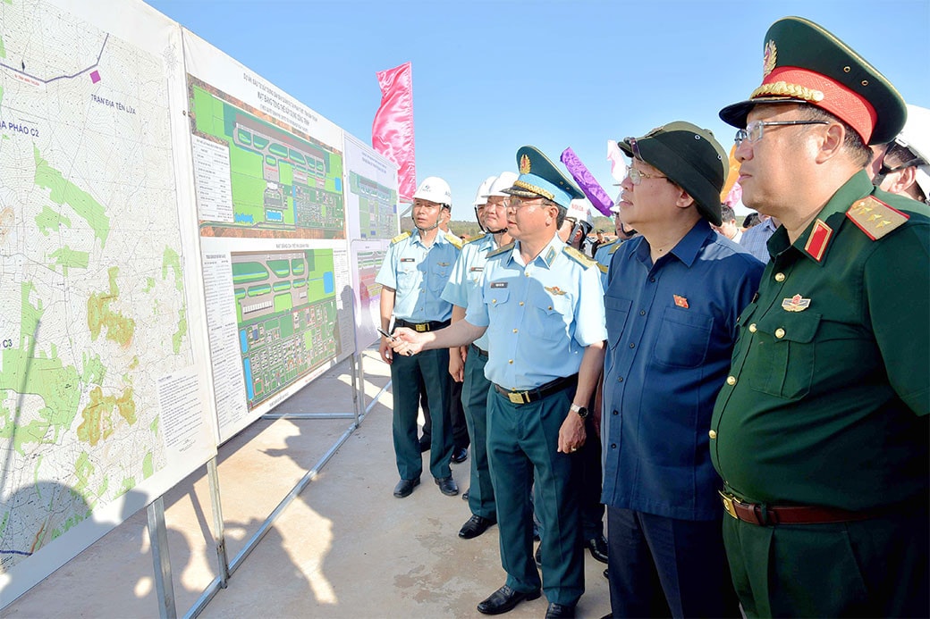 Chủ tịch Quốc hội Vương Đình Huệ: Giữ vững môi trường hòa bình để phát triển