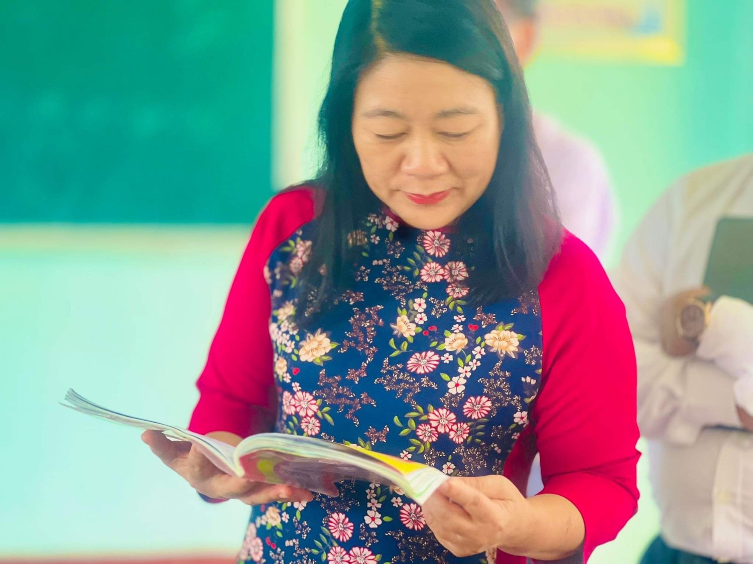 Đoàn Giám sát Ủy ban Thường vụ Quốc hội đến thăm và làm việc tại Trường phổ thông dân tộc bán trú Tây Sơn (Bình Định) -1