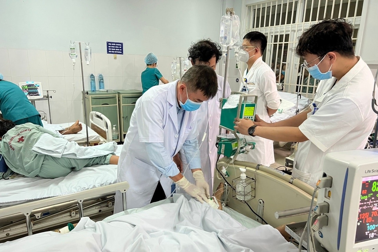 Bộ Y tế: Cần tiếp tục vận động người dân từ bỏ món ăn truyền thống chưa an toàn -0