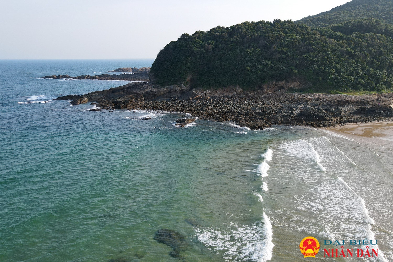 Quảng Ninh: Chiêm ngưỡng “viên ngọc ẩn” vùng Đông Bắc – đảo Thanh Lân