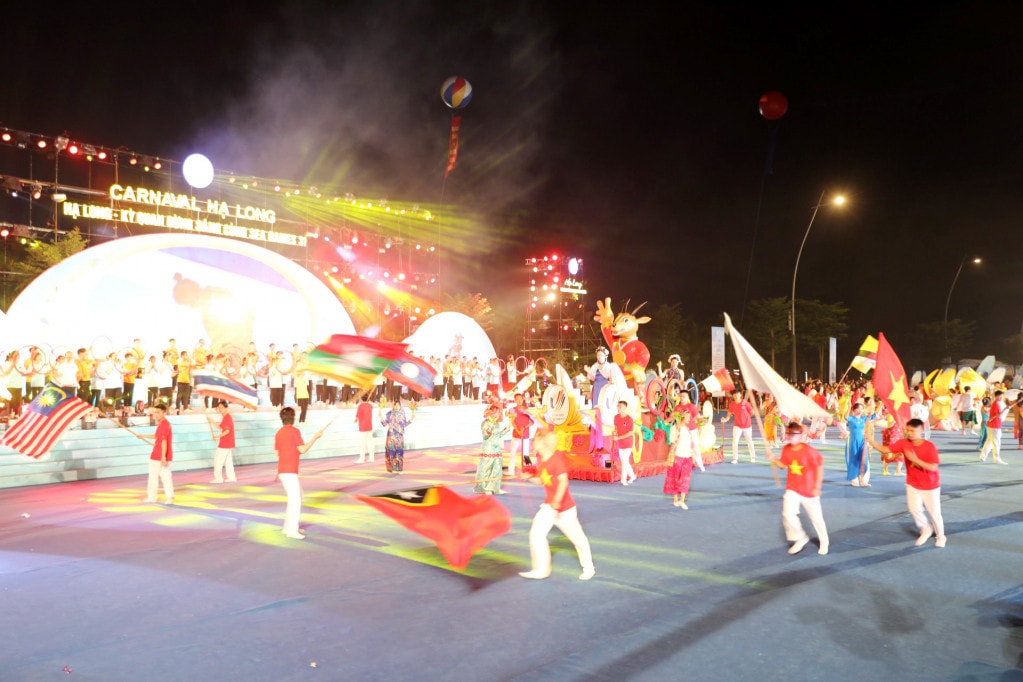 Carnaval Hạ Long 2023 có nhiều điểm mới - Ảnh: baoquangninh.vn