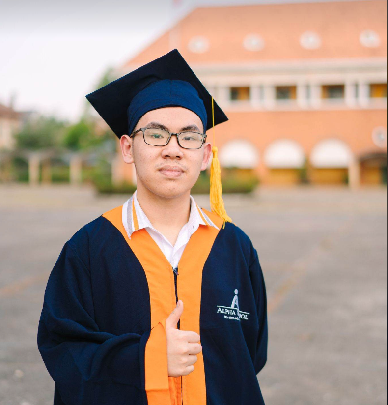 Chàng trai đến từ trường tư chinh phục Học viện quốc gia hàng đầu nước Pháp -0