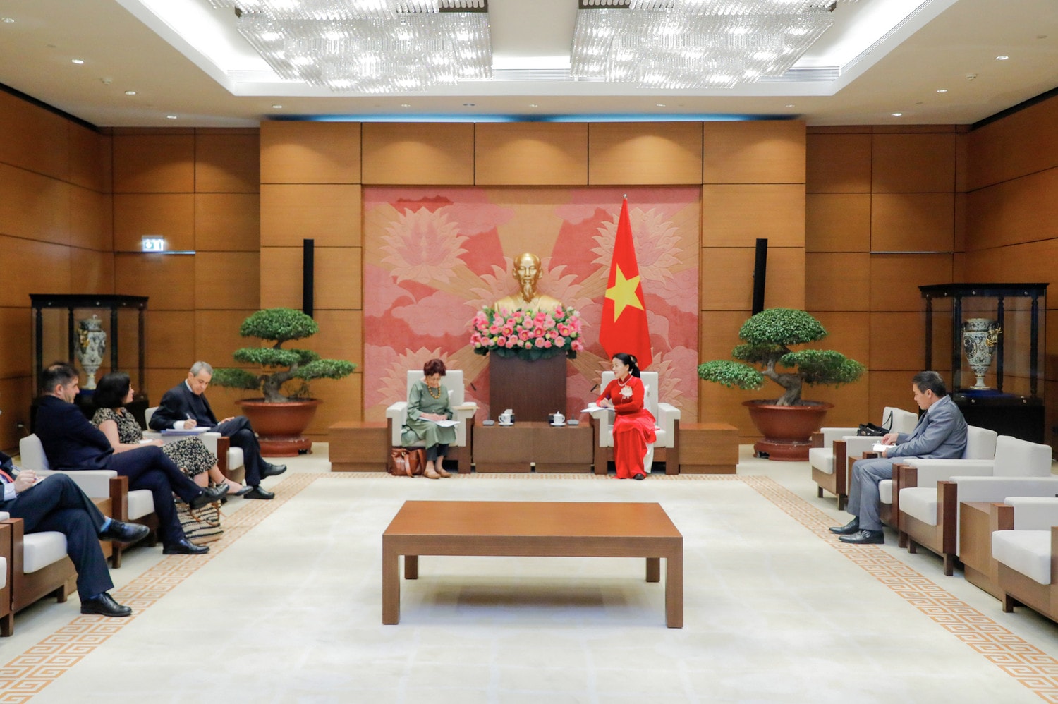 Quang cảnh cuộc tiếp