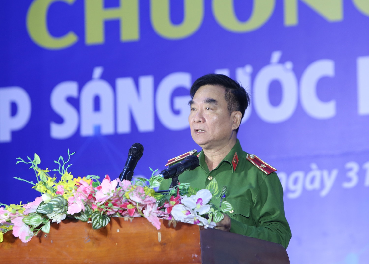 Cục trưởng Cục C10, Bộ Công an Thiếu tướng Nguyễn Việt Hùng phát biểu tại chương trình “Thắp sáng ước mơ hoàn lương” -0