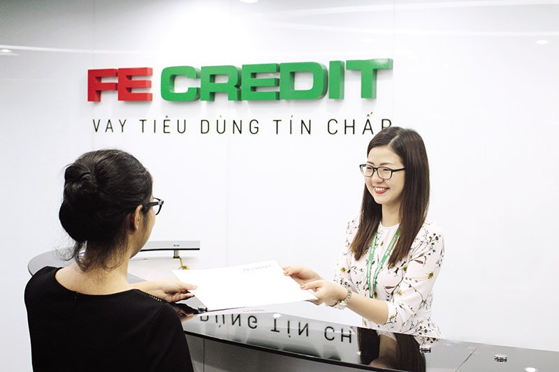  Mở rộng hoạt động cho vay cấp tốc, FE Credit đang gánh chịu hệ luỵ -0
