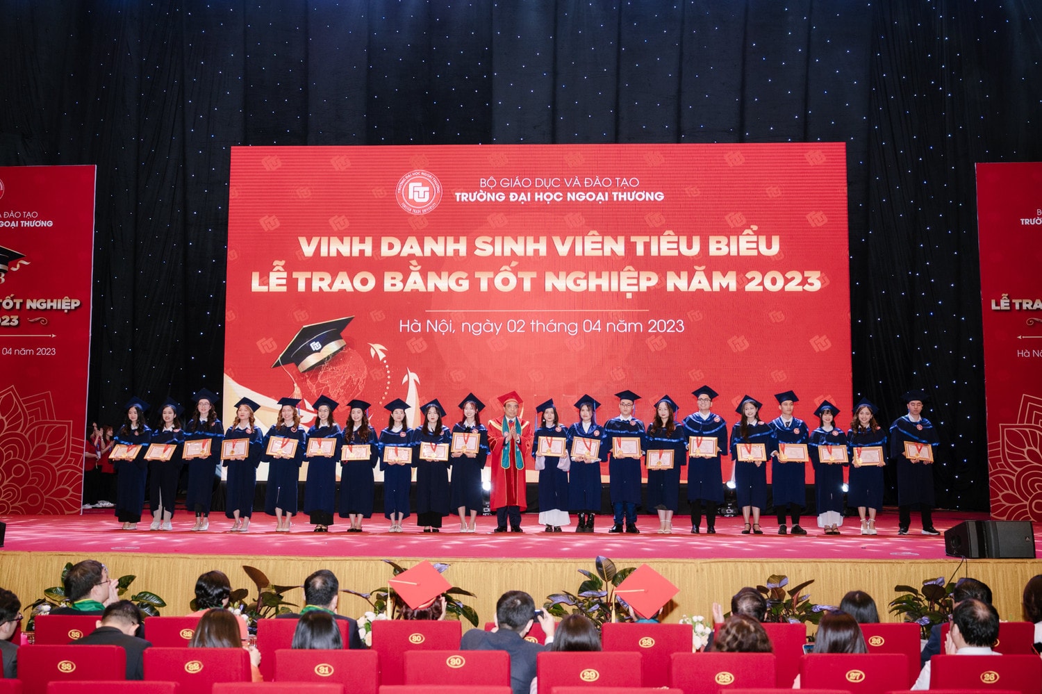 90% sinh viên tốt nghiệp sớm của Trường ĐH Ngoại thương xếp loại xuất sắc và giỏi -0