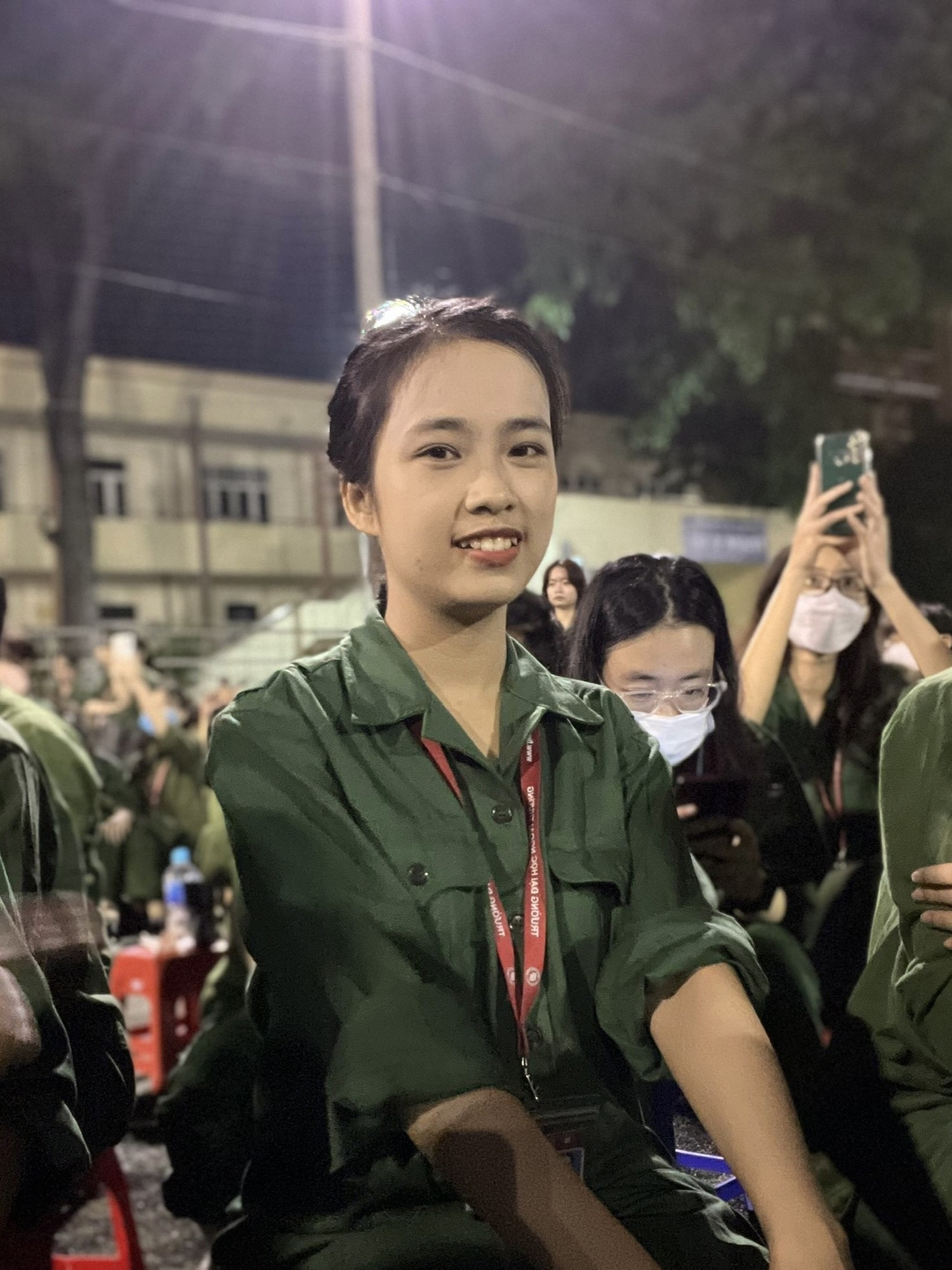 Nữ sinh tới từ “trường làng” tốt nghiệp sớm Đại học Ngoại thương, đạt GPA 3.96 -0