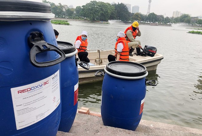 Công ty thoát nước Hà Nội tồn kho hơn 3 tấn chế phẩm Redoxy-3C hết hạn sử dụng, chưa tìm ra phương án xử lý -0