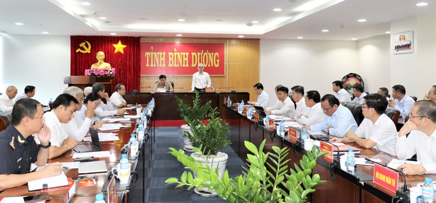 Bình Dương: Khơi thông các điểm nghẽn để vực dậy nền kinh tế -0