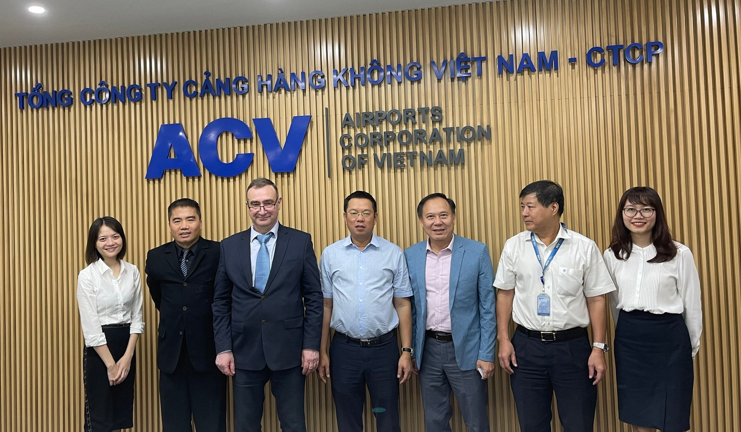 Tập đoàn Almaz Antey của Ngamong muốn hợp tác, đầu tư tại Việt Nam -0