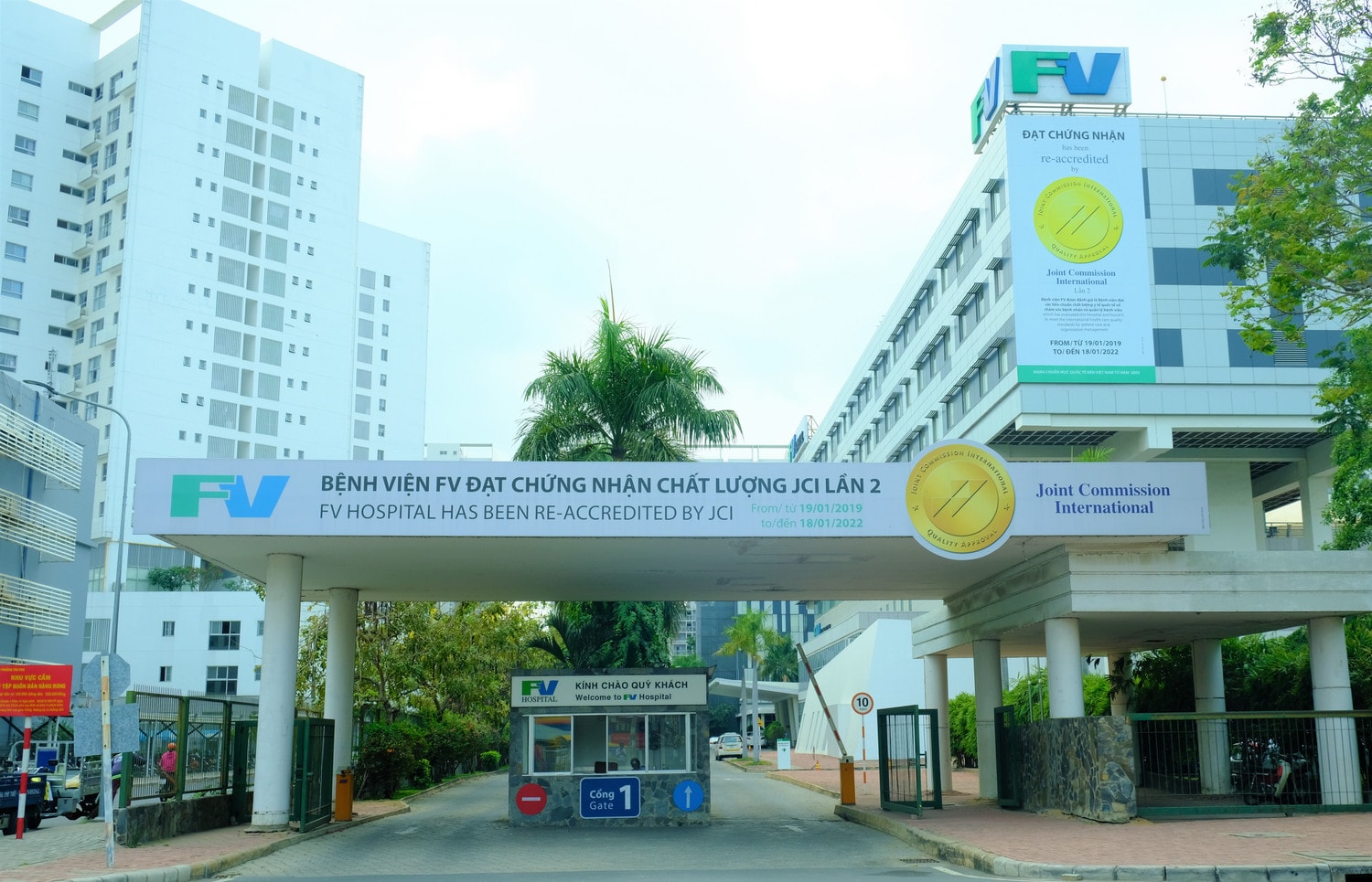 Bệnh viện FV được lãnh đạo Bộ Y tế và UBND TP. Hồ Chí Minh biểu dương và đánh giá cao sự đóng góp tích cực trong 20 năm có mặt tại Việt Nam TP. Hồ Chí Minh: Bệnh viện FV điều trị cho gần 5 triệu lượt bệnh nhân trong 20 qua